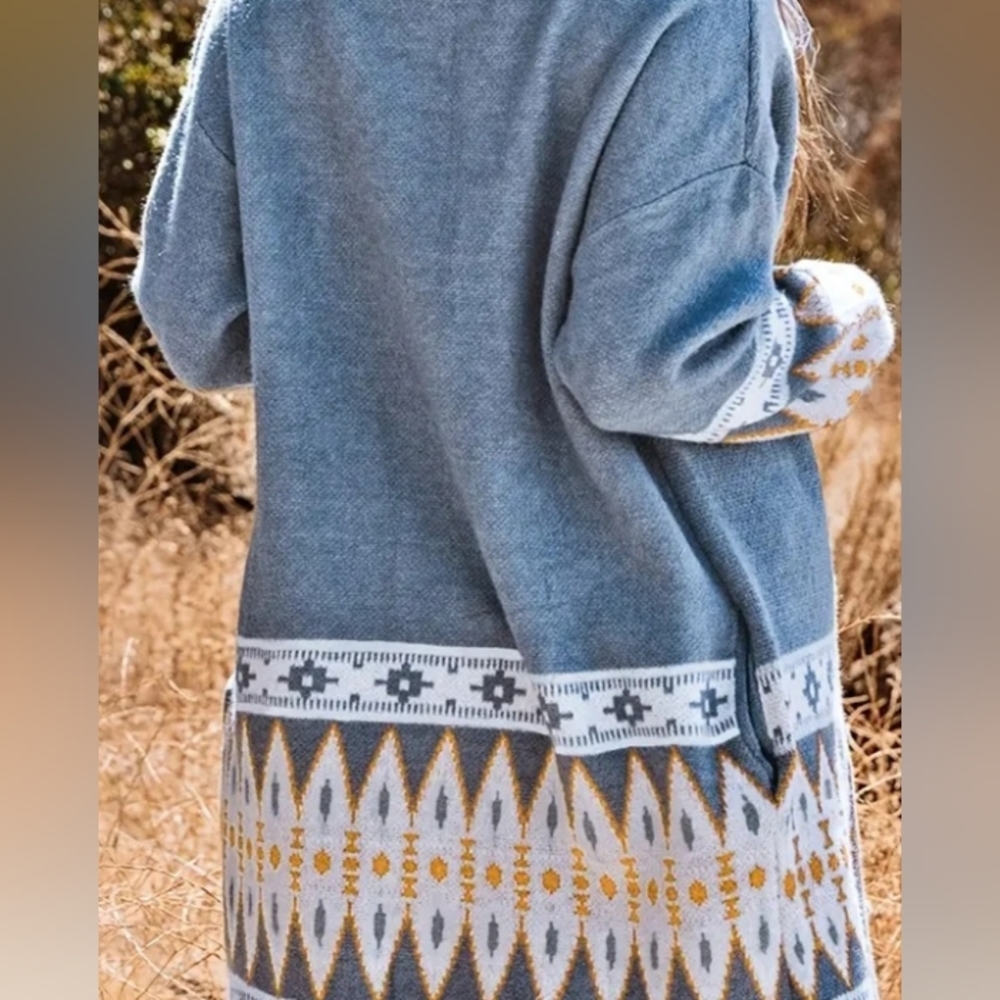 Gorgeous Fabulous Aztec Print Knit Cardigan, Vintage Long Sleeve Sweater NWT NEW - Picture 2 of 6